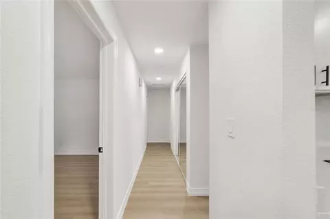 Entry Way - 545 N Terrace Dr, Brandon, FL 33510 photo 1 of 2