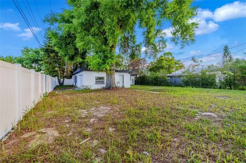 Exterior - 545 N Terrace Dr, Brandon, FL 33510 photo 4 of 6
