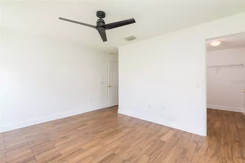 Bedroom - 11813 Prickly Pear Way, Seffner, FL 33584 photo 1 of 4