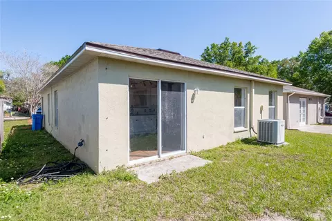 Exterior - 11813 Prickly Pear Way, Seffner, FL 33584 photo 2 of 2