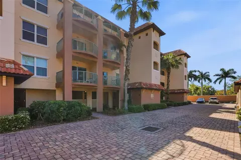 1695 Pinellas Bayway S #E4, Tierra Verde, FL 33715