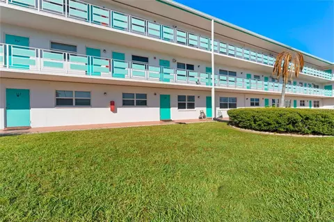 1950 59th Ave N #114, Saint Petersburg, FL 33714