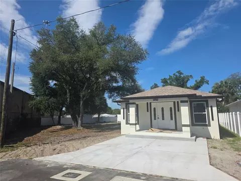 3702 Smith St, Tampa, FL 33619