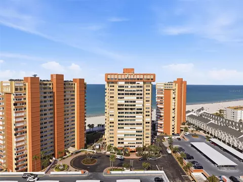 17920 Gulf Blvd #1403, Redington Shores, FL 33708