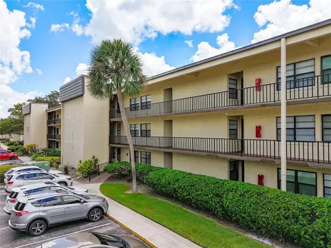 14130 Rosemary Ln #3215, Largo, FL 33774