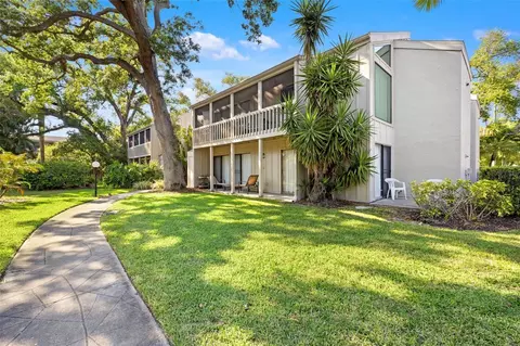 2200 Bahia Vista St #B8, Sarasota, FL 34239