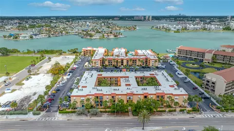 8911 Blind Pass Rd #114, Saint Pete Beach, FL 33706
