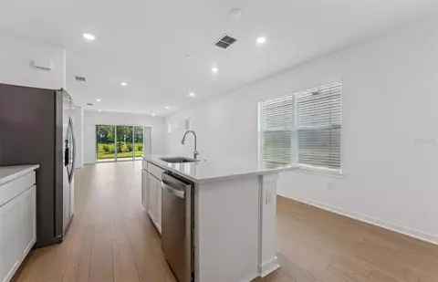 Entry Way - 5342 Spring Maiden Cir, Apollo Beach, FL 33572 photo 2 of 2