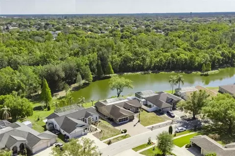 12828 Raysbrook Dr, Riverview, FL 33569