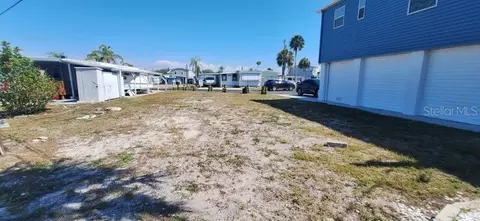 8853 44th Ave N #118, Saint Petersburg, FL 33709