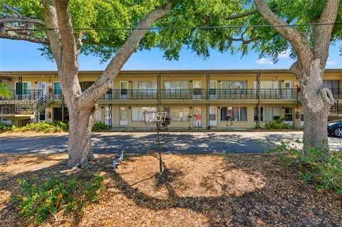 1257 Drew St #14, Clearwater, FL 33755