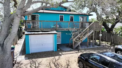 725 1st St, Indian Rocks Beach, FL 33785