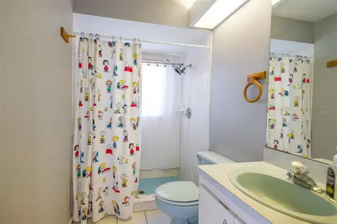 Bath - 7404 Cool Breeze Ct, Spring Hill, FL 34607 photo 4 of 4