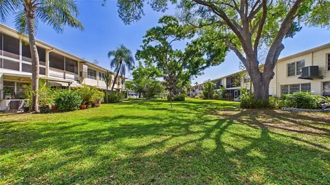 5664 40th Ter N #428, Saint Petersburg, FL 33710