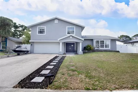 7018 Oakview Cir, Tampa, FL 33634