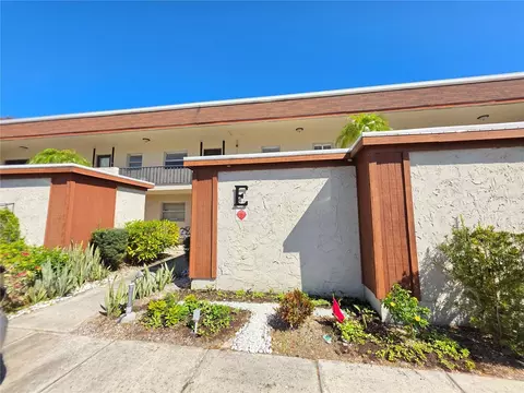 2750 E Bay Dr #10E, Largo, FL 33771