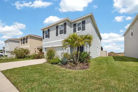 17048 Oval Rum Dr, Wimauma, FL 33598