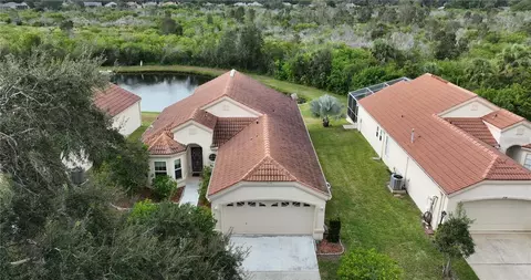 718 Lighthouse Dr, Tarpon Springs, FL 34689