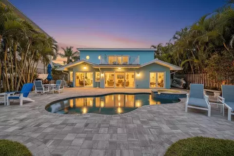 441 Harbor Dr S, Indian Rocks Beach, FL 33785