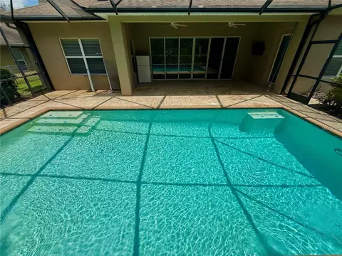 Exterior - 5117 Longspur Ct, Lithia, FL 33547 photo 9 of 15