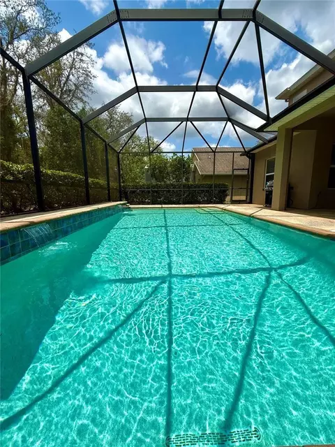 Exterior - 5117 Longspur Ct, Lithia, FL 33547 photo 7 of 15