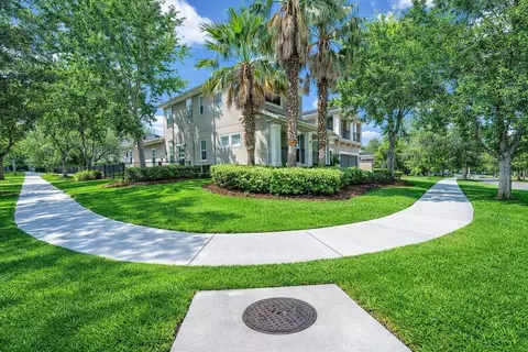 Exterior - 5117 Longspur Ct, Lithia, FL 33547 photo 2 of 15
