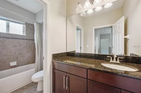 Bath - 5117 Longspur Ct, Lithia, FL 33547 photo 7 of 7