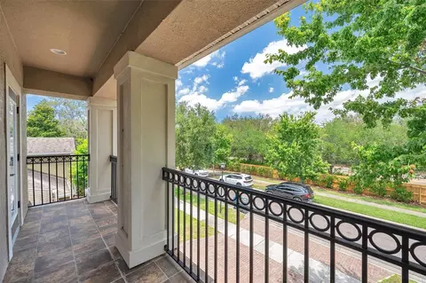 Exterior - 5117 Longspur Ct, Lithia, FL 33547 photo 5 of 15