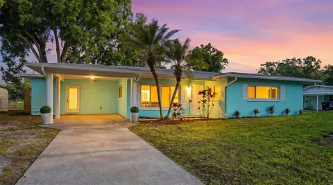 910 Linwood Ter, Lutz, FL 33549