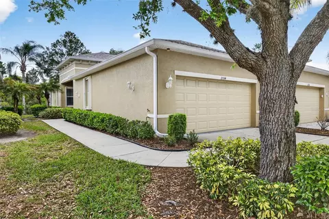 2334 Oakley Green Dr #71, Sun City Center, FL 33573