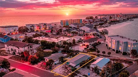 148 98th Ave, Treasure Island, FL 33706