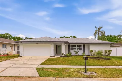 2236 Stacy Ct, Dunedin, FL 34698