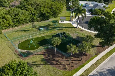 View/Area - 4061 Kingsfield Dr, Parrish, FL 34219 photo 3 of 10