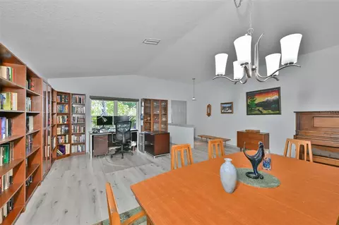 Dining - 4061 Kingsfield Dr, Parrish, FL 34219 photo 4 of 6