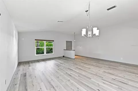 Living - 4061 Kingsfield Dr, Parrish, FL 34219 photo 4 of 9