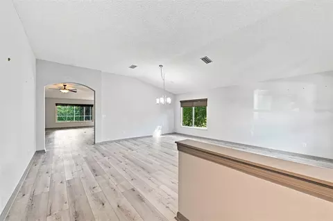Living - 4061 Kingsfield Dr, Parrish, FL 34219 photo 1 of 9