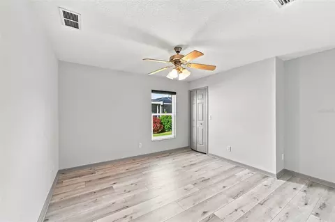Bedroom - 4061 Kingsfield Dr, Parrish, FL 34219 photo 5 of 9