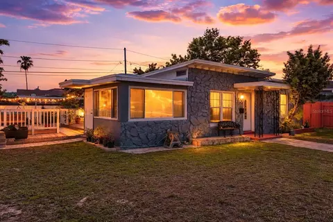 150 83rd Ave N, Saint Petersburg, FL 33702