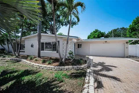 2946 53rd St N, Saint Petersburg, FL 33710