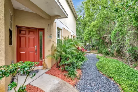 1992 Fiesta Ridge Ct, Tampa, FL 33604