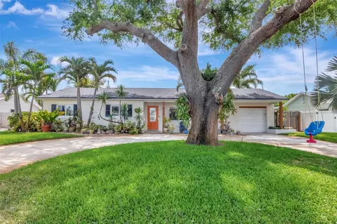6468 17th Ter N, Saint Petersburg, FL 33710