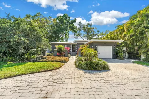 209 Bandera Way NE, Saint Petersburg, FL 33704