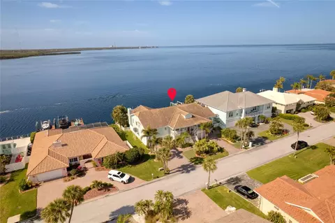4924 Southshore Dr, New Port Richey, FL 34652