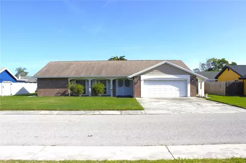 3407 Honeymoon Ln, Holiday, FL 34691