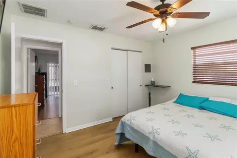 Bedroom - 2935 Forest Cir, Seffner, FL 33584 photo 4 of 9