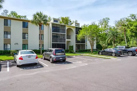 3166 Lake Pine Way S #E3, Tarpon Springs, FL 34688