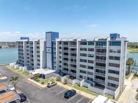 450 Treasure Island Cswy #102, Treasure Island, FL 33706