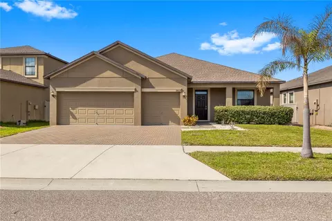 9864 Smarty Jones Dr, Ruskin, FL 33573