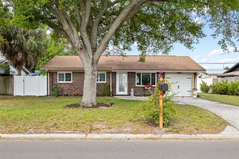 4504 Dreisler St, Tampa, FL 33634