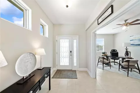 Entry Way - 1110 Umbria Ln, Saint Cloud, FL 34771 photo 2 of 4